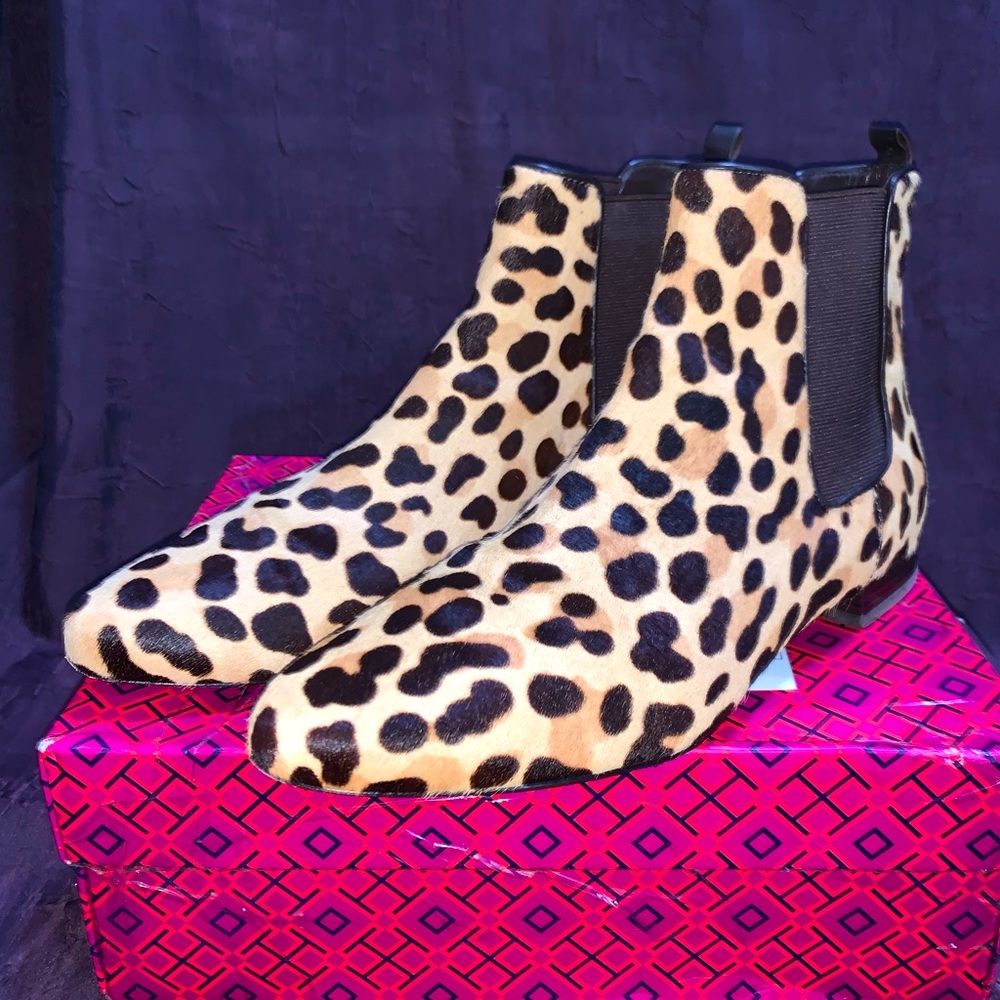 RARE, Tory Burch, Calf Hair Leopard Bootie, Sz 9 1/2 M, HARD TO FIND, EEUC